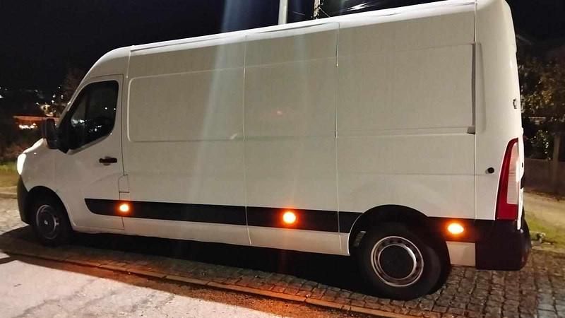 Usado Renault Master 135 HP (99 kW) 2020 Branco Monovolume