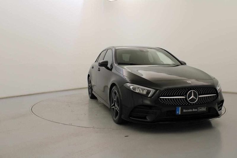 Preto Usado 2022 Mercedes A180 Citadino | € 33.990 (Caro) - Imagem 1/4