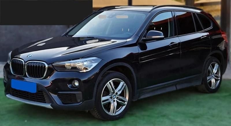 Preto Usado 2017 BMW X1 SUV | € 20.900 - Imagem 1/4