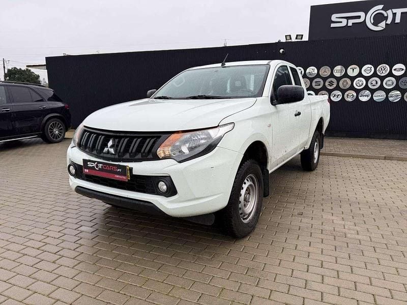 Usado Mitsubishi L200 154 HP (113 kW) 2019 Branco Pickup