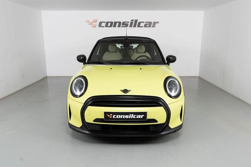 Amarelo Usado 2021 Mini Cooper Cabriolet Cabrios | € 21.980 (Super Preço) - Imagem 1/4