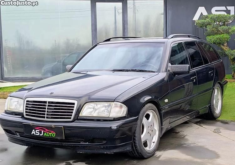 Preto Usado 1999 Mercedes C220 Classic Sedan | € 2.350 (Preço justo) - Imagem 1/1