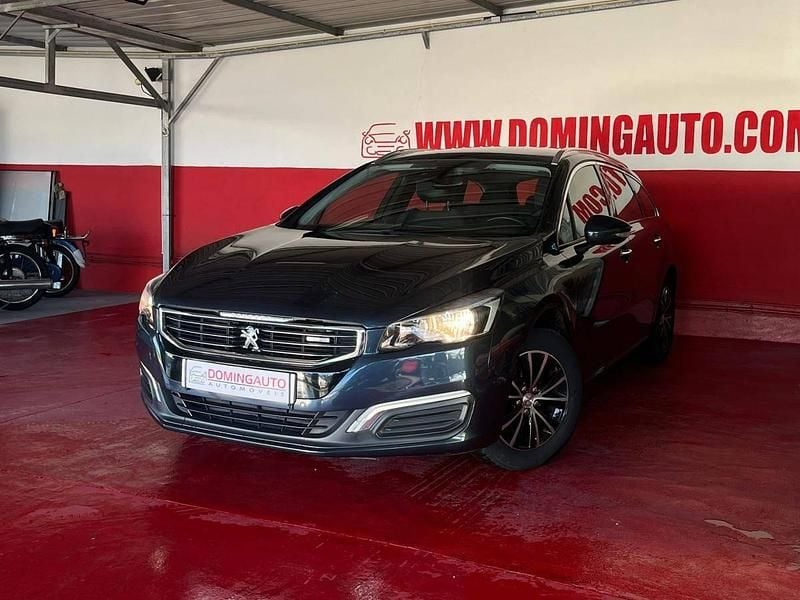 Usado Peugeot 508 SW Active 120 HP (88 kW) 2015 Azul Carrinha