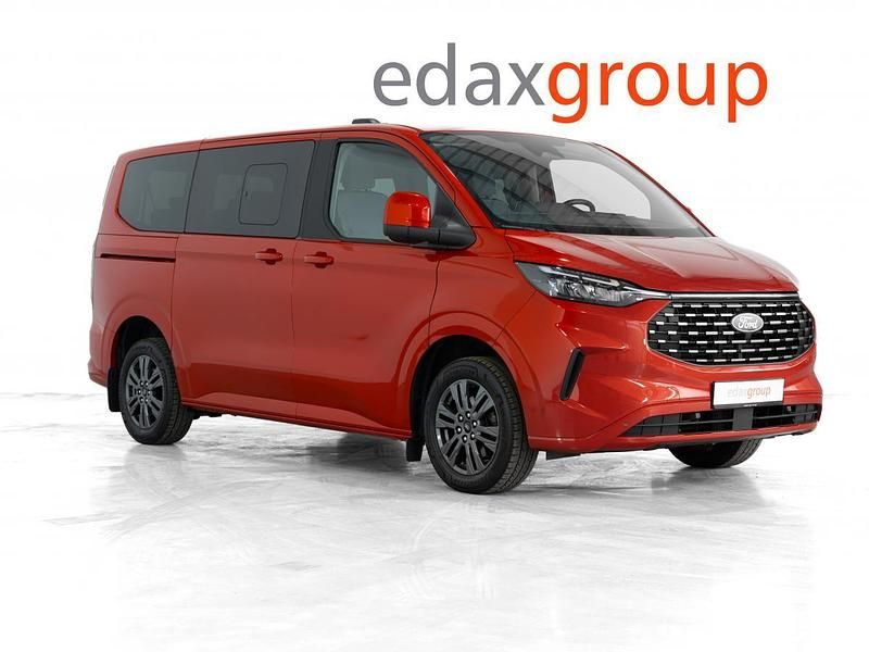 Vermelho Usado 2024 Ford Tourneo Custom Van | € 63.990 - Imagem 1/4