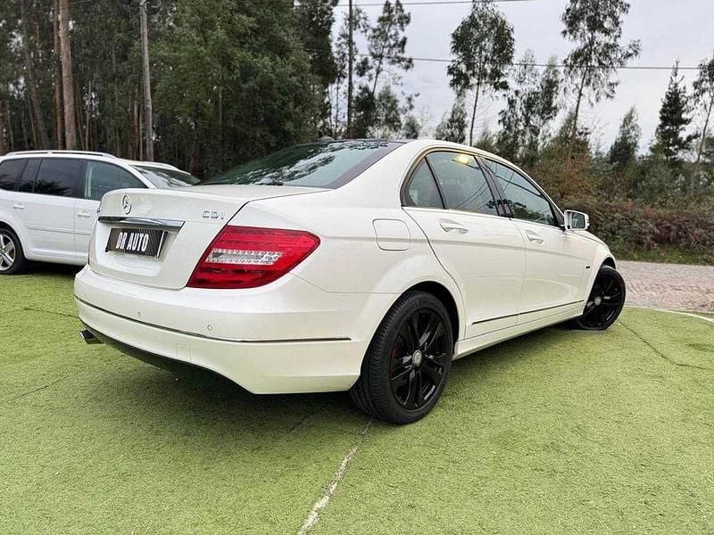 Usado Mercedes C250 204 HP (150 kW) 2011