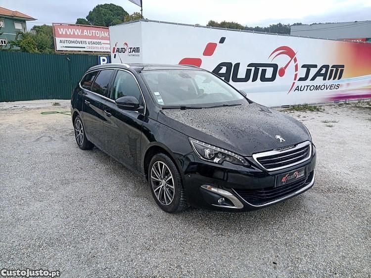 Cinza Usado 2017 Peugeot 308 Allure Carrinha | € 13.500 (Preço elevado) - Imagem 1/1
