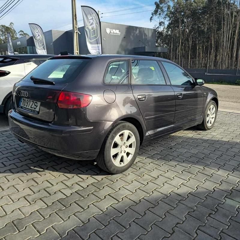 Usado Audi A3 Attraction 100 HP (73 kW) 2005 Cinza Citadino