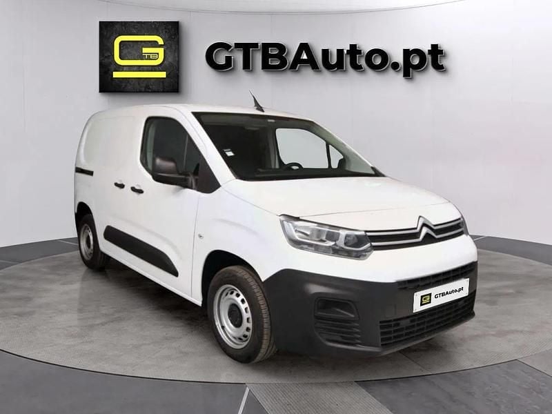Branco Usado 2021 Citroën Berlingo Monovolume | € 17.250 (Preço justo) - Imagem 1/4