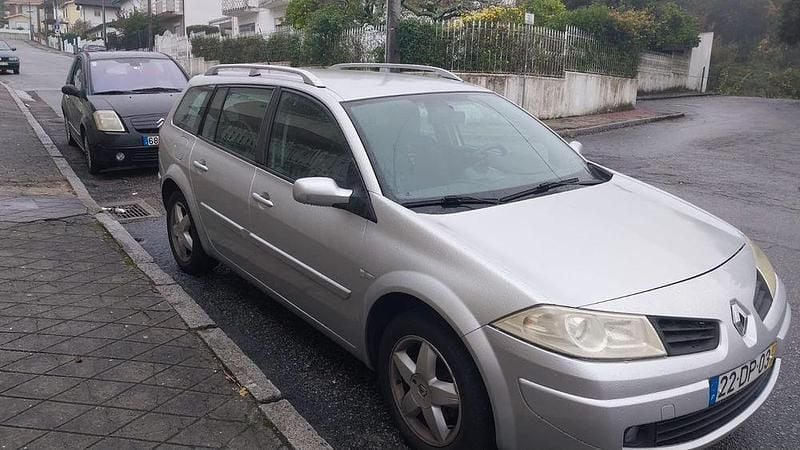 Usado 2007 Renault Mégane II Sedan | € 4.600 (Caro) - Imagem 1/4