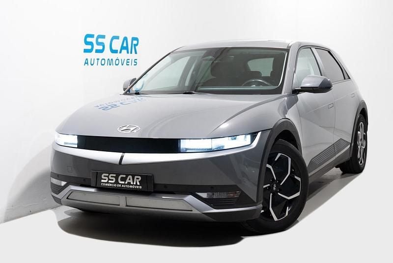 Cinza Usado 2022 Hyundai Ioniq 5 Premium SUV | € 26.950 (Bom preço) - Imagem 1/4