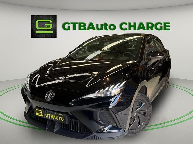Usado MG MG4 EV 125 kW (170 HP) 2023 Preto Citadino