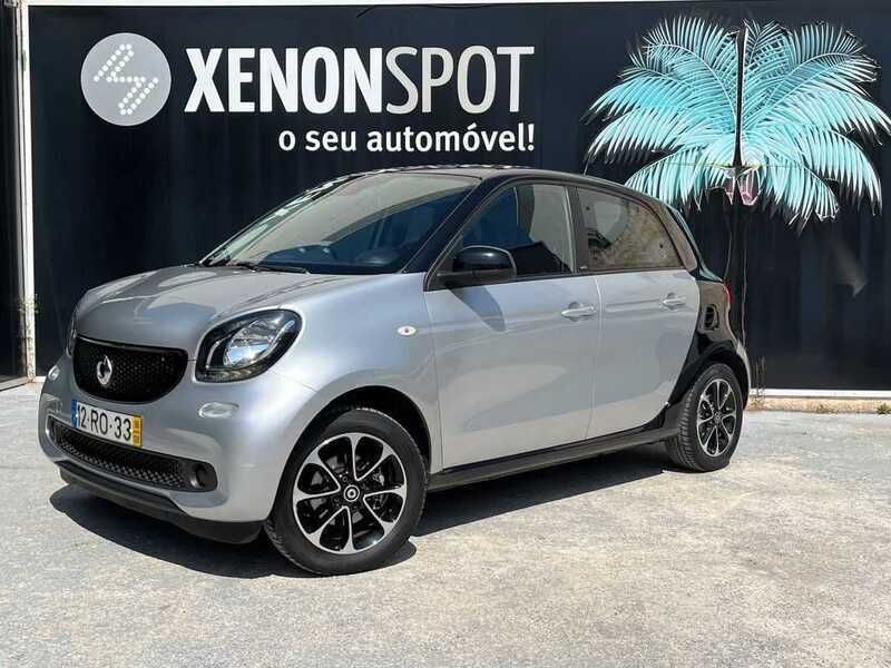 Cinzento Usado 2016 Smart ForFour Passion | € 9.600 (Preço justo) - Imagem 1/4