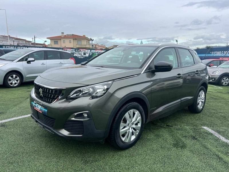Cinza Usado 2017 Peugeot 3008 Active Carrinha | € 16.990 (Preço justo) - Imagem 1/4