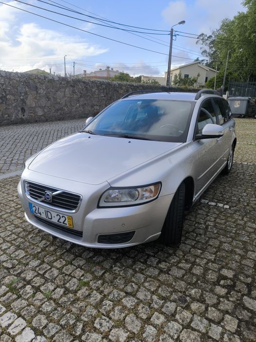 Usado 2009 Volvo V50 Carrinha | € 5.980 (Preço justo) - Imagem 1/4