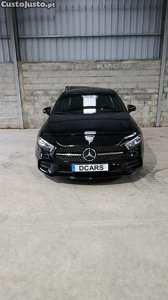 Preto Usado 2022 Mercedes A180 AMG | € 10.979 - Imagem 1/1