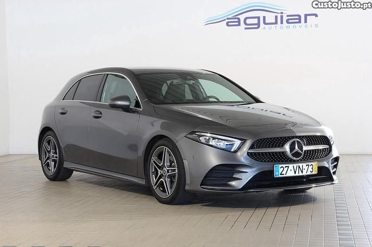 Cinza Usado 2018 Mercedes A180 AMG line Citadino | € 25.900 (Preço justo) - Imagem 1/1