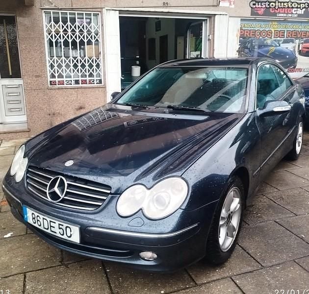Preto Usado 2007 Mercedes C200 Coupé | € 8.999 - Imagem 1/1