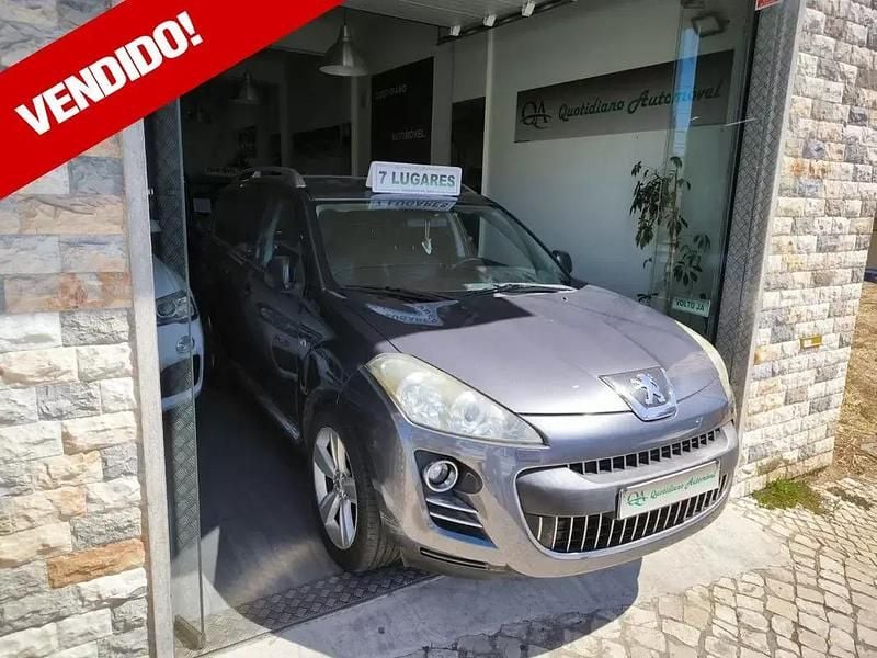 Cinzento (metalizado) Usado 2009 Peugeot 4007 Griffe SUV | € 7.750 - Imagem 1/4