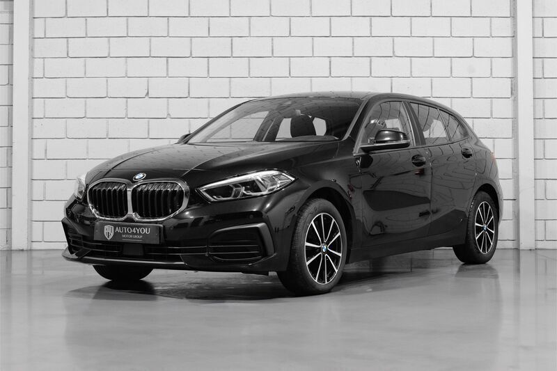 Preto Usado 2020 BMW 116 Advantage Citadino | € 23.990 (Preço justo) - Imagem 1/4