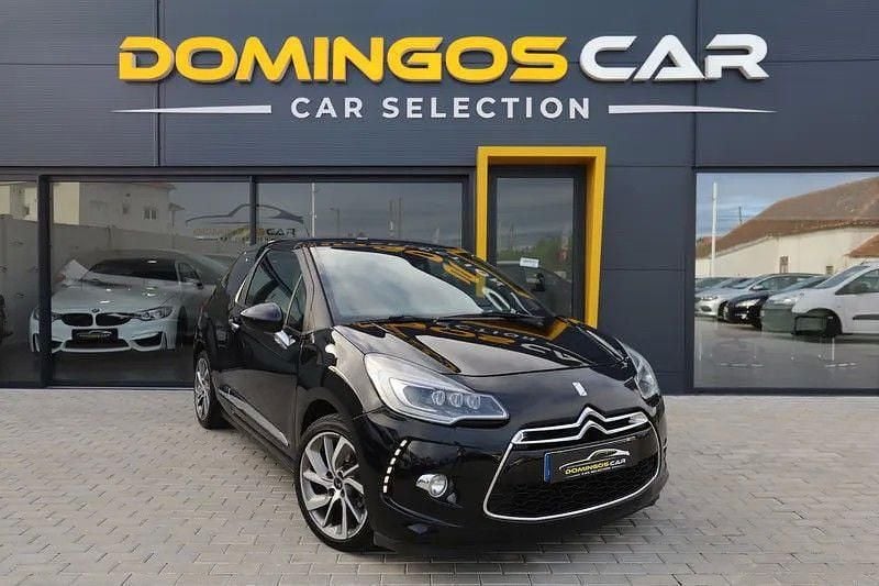 Usado DS Automobiles DS3 Crossback 92 HP (67 kW) 2015 Preto