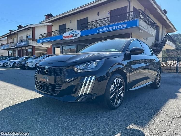 Preto Usado 2024 Peugeot 208 Allure Citadino | € 21.990 - Imagem 1/1