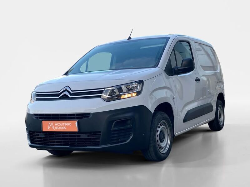 Branco Usado 2024 Citroën Berlingo Monovolume | € 19.900 (Preço justo) - Imagem 1/4