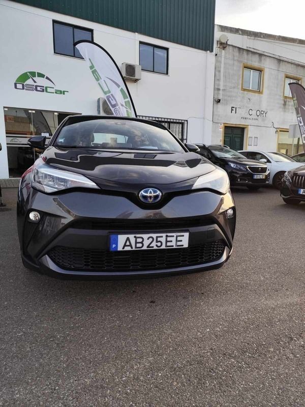 Cinzento Usado 2020 Toyota C-HR SUV | € 24.250 (Preço justo) - Imagem 1/4