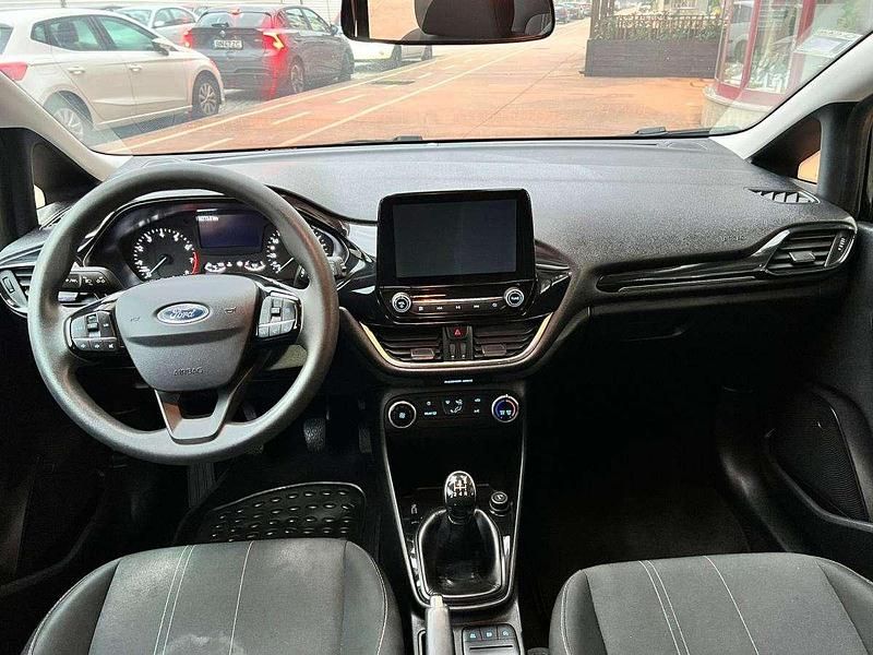 Usado Ford Fiesta 85 HP (62 kW) 2019 Preto Citadino