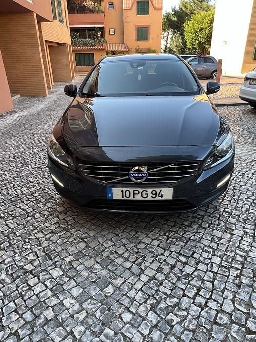 Usado 2014 Volvo V60 Momentum Carrinha | € 10.500 (Super Preço) - Imagem 1/4