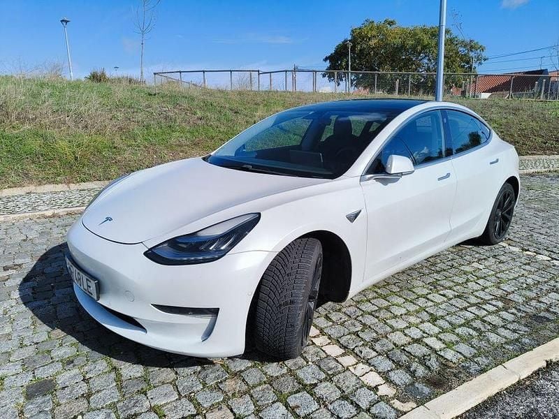 Usado 2019 Tesla Model 3 Sedan | € 21.500 (Bom preço) - Imagem 1/4