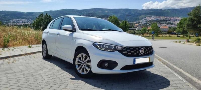 Branco Usado 2016 Fiat Tipo Citadino | € 12.500 (Preço elevado) - Imagem 1/4