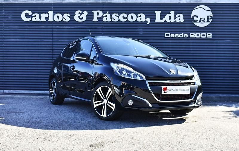 Preto Usado 2016 Peugeot 208 GT-line Citadino | € 14.950 (Caro) - Imagem 1/4