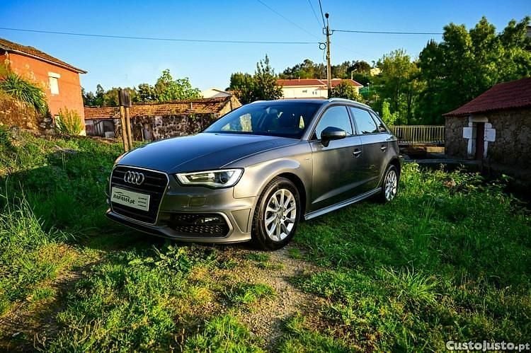 Cinza Usado 2013 Audi A3 Sportback S-Line Carrinha | € 13.900 (Preço justo) - Imagem 1/1