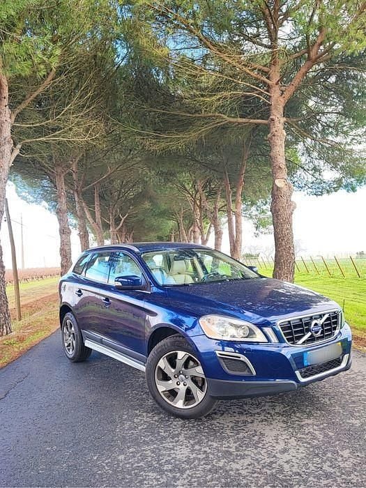 Usado 2012 Volvo XC60 Ocean Race SUV | € 11.900 - Imagem 1/4