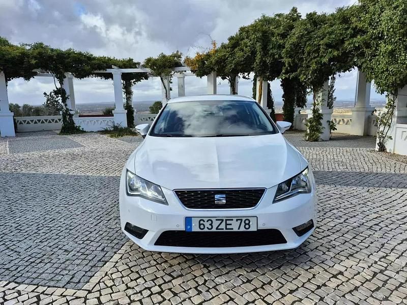 Usado Seat Leon Ecomotive 150 HP (110 kW) 2014 Branco Citadino