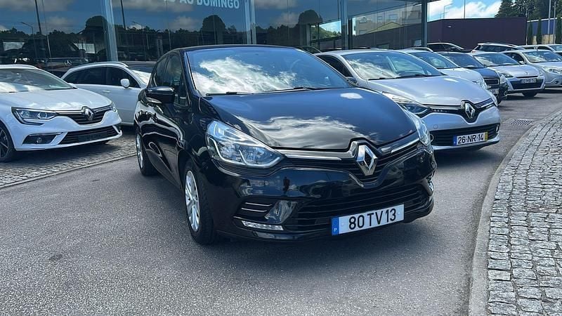 Preto Usado 2017 Renault Clio IV Dynamique | € 8.680 (Bom preço) - Imagem 1/4