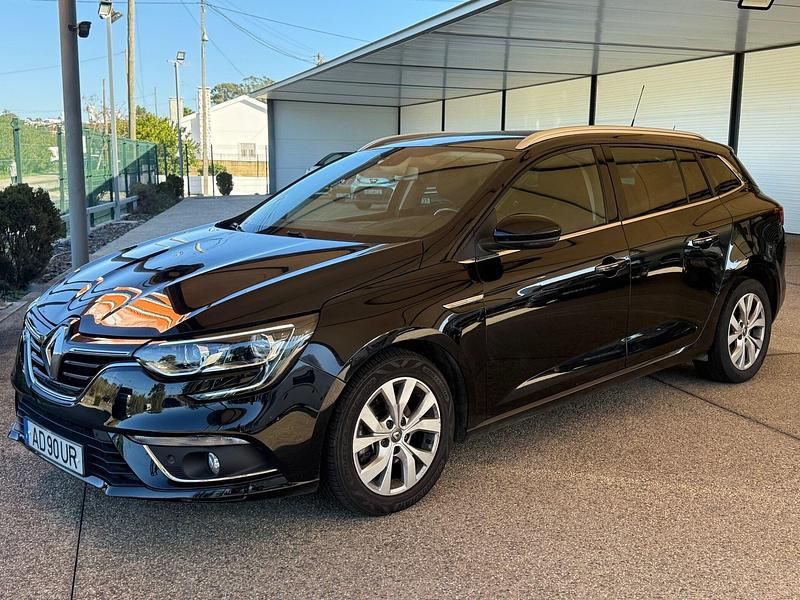 Preto Usado 2020 Renault Mégane GrandTour LIMITED Carrinha | € 12.000 (Bom preço) - Imagem 1/4