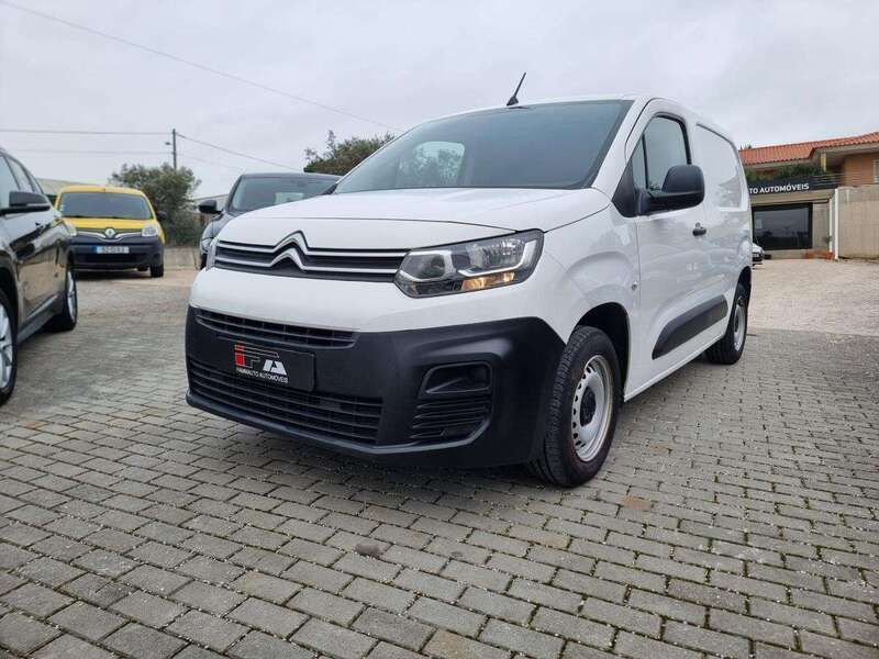 Branco Usado 2019 Citroën Berlingo Monovolume | € 11.500 (Preço justo) - Imagem 1/4