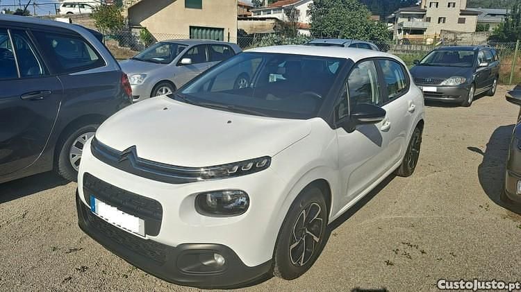 Branco Usado 2018 Citroën C3 Feel Citadino | € 12.250 (Preço justo) - Imagem 1/1