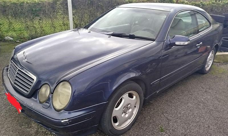 Usado 1999 Mercedes CLK200 | € 3.350 - Imagem 1/4