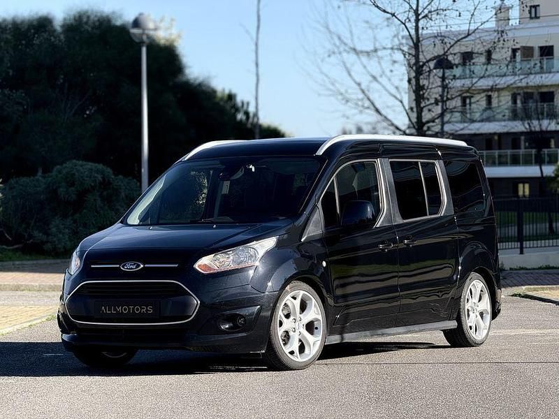 Usado 2015 Ford Tourneo Connect Monovolume | € 12.990 - Imagem 1/4