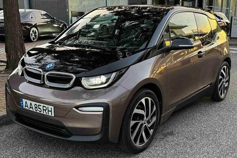 Vermelho Usado 2020 BMW i3 Comfort Edition Citadino | € 19.900 (Bom preço) - Imagem 1/4
