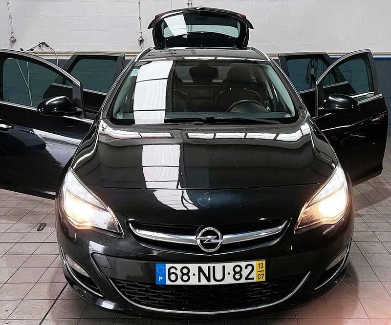 Usado Opel Astra 95 HP (69 kW) 2013 Carrinha