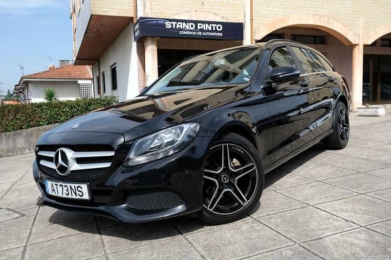 Preto Usado 2015 Mercedes C220 Carrinha | € 18.500 - Imagem 1/4