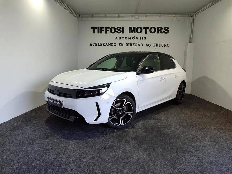 Branco Usado 2024 Opel Corsa Citadino | € 16.500 (Preço justo) - Imagem 1/4