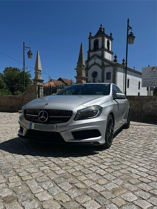 Usado 2014 Mercedes A180 AMG Sedan | € 16.500 (Caro) - Imagem 1/4