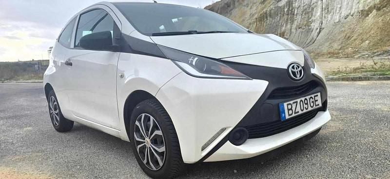 Branco Usado 2017 Toyota Aygo Citadino | € 6.990 (Super Preço) - Imagem 1/4
