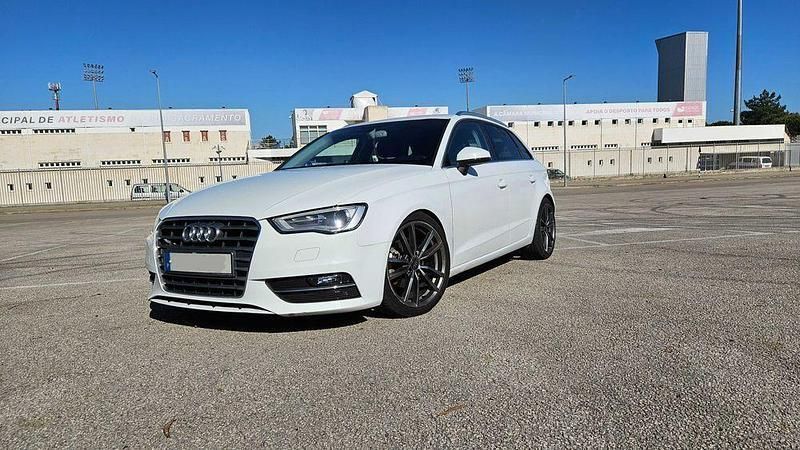 Usado 2013 Audi A3 Ambition Sedan | € 12.300 (Super Preço) - Imagem 1/4