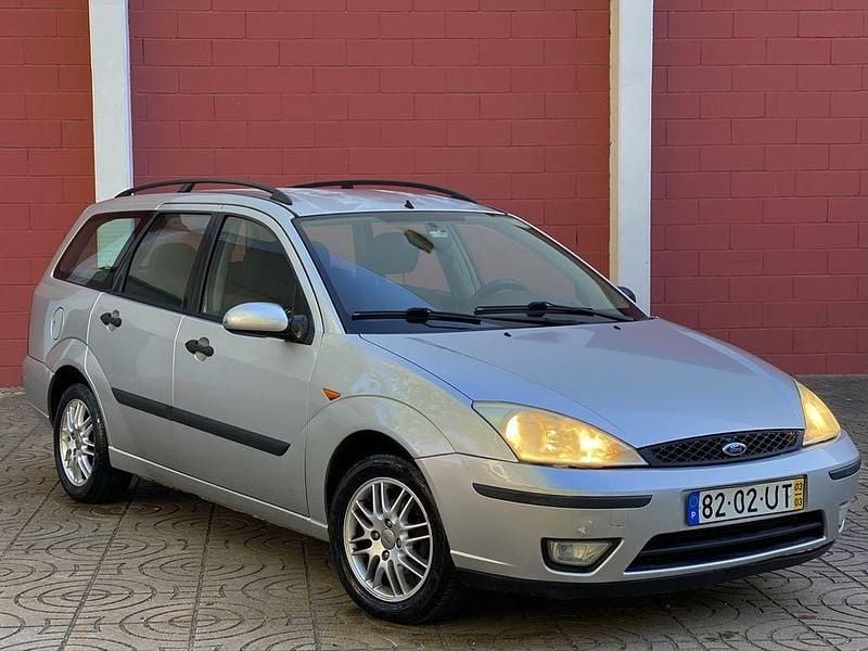 Usado 2003 Ford Focus Sedan | € 1.699 (Bom preço) - Imagem 1/4