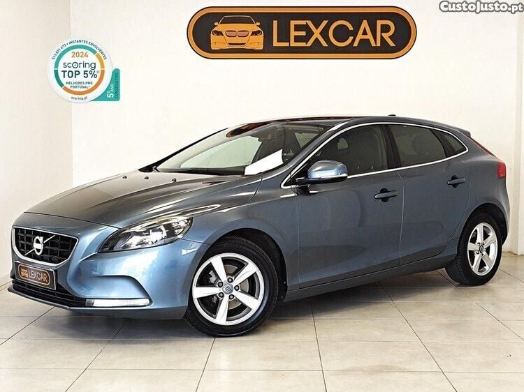 Azul Usado 2012 Volvo V40 Momentum Carrinha | € 10.900 (Preço justo) - Imagem 1/1